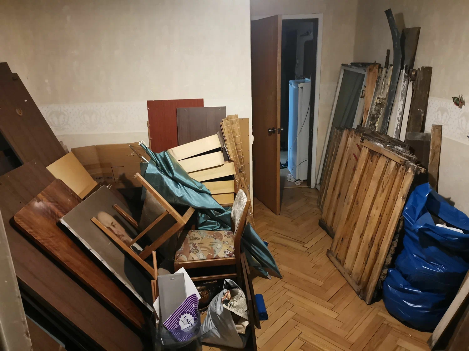 Демонтаж мебели с вывозом и утилизацией в Ишимбае в октябре